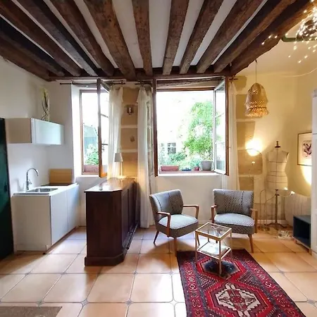 Cozy Marais